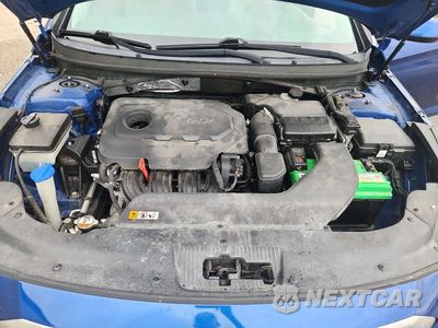 Zdjęcie 11 z 12 samochodu: 2016 HYUNDAI SONATA SE VIN:5NPE24AF2GH320508 - miniatura