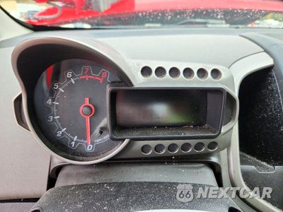 Zdjęcie 9 z 13 samochodu: 2016 CHEVROLET SONIC LS VIN:1G1JA6SH6G4123577 - miniatura