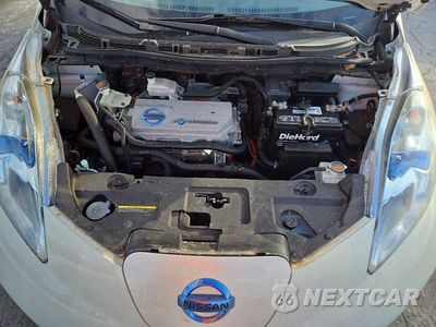 Zdjęcie 11 z 12 samochodu: 2011 NISSAN LEAF SV VIN:JN1AZ0CP7BT005896 - miniatura