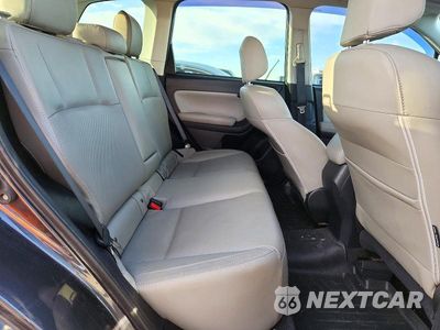 Zdjęcie 11 z 13 samochodu: 2018 SUBARU FORESTER VIN:JF2SJARC4JH421913 - miniatura