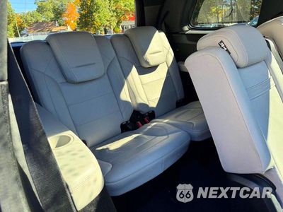 Piąte zdjęcie samochodu w środku: 2015 MERCEDES-BENZ GL 550 4MATIC VIN:4JGDF7DE2FA544657 - miniatura