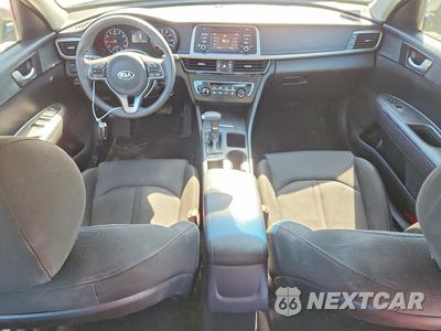 Zdjęcie 8 z 12 samochodu: 2016 KIA OPTIMA LX VIN:5XXGT4L34GG094041 - miniatura