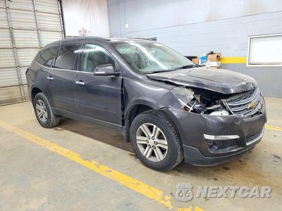 Czwarte zdjęcie samochodu z boku: 2015 CHEVROLET TRAVERSE LT VIN:1GNKRGKD8FJ189000 - miniatura