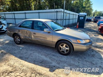 Czwarte zdjęcie samochodu z boku: 1997 TOYOTA CAMRY LE V6 VIN:4T1BF22K9VU026545 - miniatura