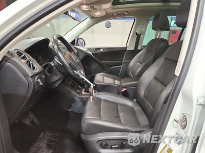 Zdjęcie 7 z 13 samochodu: 2017 VOLKSWAGEN TIGUAN WOLFSBURG VIN:WVGSV7AXXHW503246 - miniatura
