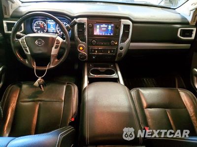 Zdjęcie 8 z 12 samochodu: 2019 NISSAN TITAN PRO-4X VIN:1N6AA1E54KN517994 - miniatura