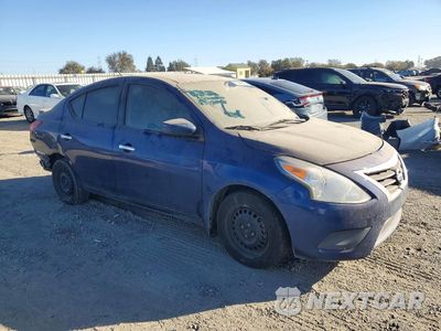 Czwarte zdjęcie samochodu z boku: 2019 NISSAN VERSA SV VIN:3N1CN7AP5KL867633 - miniatura