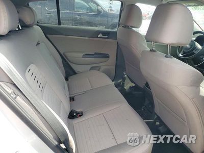 Zdjęcie 11 z 13 samochodu: 2018 KIA SPORTAGE LX VIN:KNDPM3ACXJ7473295 - miniatura