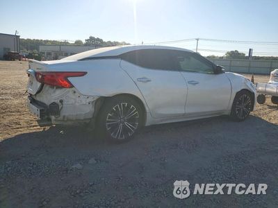 Trzecie zdjęcie samochodu z tyłu: 2016 NISSAN MAXIMA PLATINUM VIN:1N4AA6AP3GC400617 - miniatura