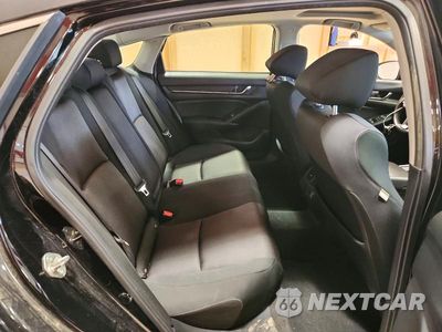 Zdjęcie 10 z 12 samochodu: 2018 HONDA ACCORD EX VIN:1HGCV1F41JA054788 - miniatura
