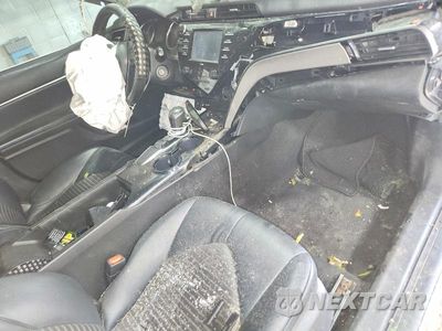 Zdjęcie 8 z 13 samochodu: 2020 TOYOTA CAMRY SE VIN:4T1G11AK3LU926807 - miniatura