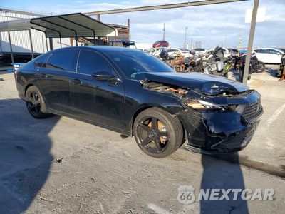 Czwarte zdjęcie samochodu z boku: 2024 HONDA ACCORD HYBRID SPORT-L VIN:1HGCY2F71RA070914 - miniatura