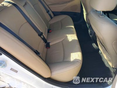 Zdjęcie 10 z 12 samochodu: 2013 HYUNDAI SONATA HYBRID VIN:KMHEC4A46DA098288 - miniatura