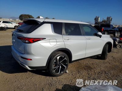 Trzecie zdjęcie samochodu z tyłu: 2024 MITSUBISHI OUTLANDER SE VIN:JA4J4VA84RZ054222 - miniatura