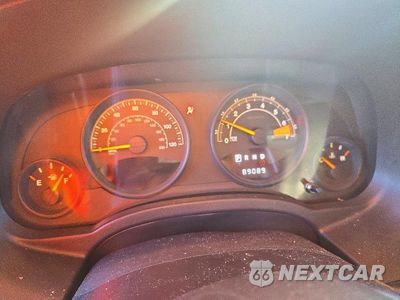 Zdjęcie 9 z 13 samochodu: 2015 JEEP PATRIOT SPORT VIN:1C4NJPBBXFD204218 - miniatura