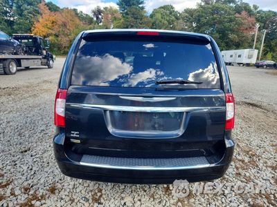 Zdjęcie 6 z 13 samochodu: 2015 CHRYSLER TOWN & COUNTRY TOURING VIN:2C4RC1BG7FR654605 - miniatura