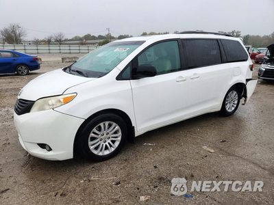 2013 TOYOTA SIENNA XLE 8-PASSENGER 5TDYK3DC9DS404775 - główne zdjęcie licytacji z USA - miniatura