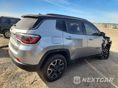 Trzecie zdjęcie samochodu z tyłu: 2019 JEEP COMPASS TRAILHAWK VIN:3C4NJDDB5KT721538 - miniatura