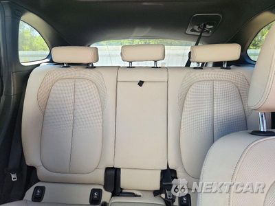 Zdjęcie 10 z 13 samochodu: 2020 BMW X1 XDRIVE28I VIN:WBXJG9C06L3L57608 - miniatura