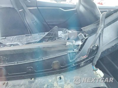 Zdjęcie 10 z 12 samochodu: 2016 TESLA MODEL S VIN:5YJSA1E25GF176611 - miniatura
