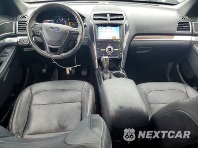 Zdjęcie 8 z 14 samochodu: 2019 FORD EXPLORER VIN:1FM5K7F89KGA11302 - miniatura