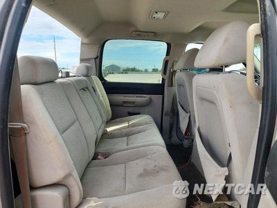 Zdjęcie 10 z 12 samochodu: 2007 CHEVROLET SILVERADO C1500 CREW CAB VIN:2GCEC13J371517072 - miniatura