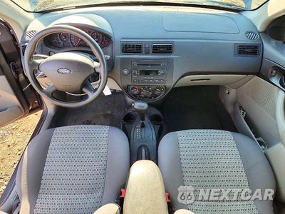 Zdjęcie 8 z 12 samochodu: 2006 FORD FOCUS ZX4 VIN:1FAFP34N16W227139 - miniatura
