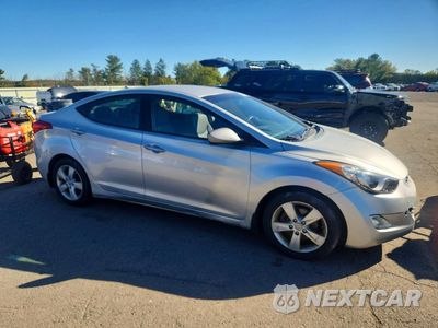 Czwarte zdjęcie samochodu z boku: 2012 HYUNDAI ELANTRA GLS VIN:KMHDH4AE4CU237062 - miniatura