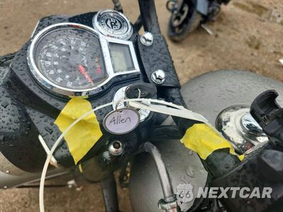 Zdjęcie 8 z 9 samochodu: 2023 ROYAL ENFIELD MOTORS CLASSIC 350 VIN:ME3FAP201PV302089 - miniatura