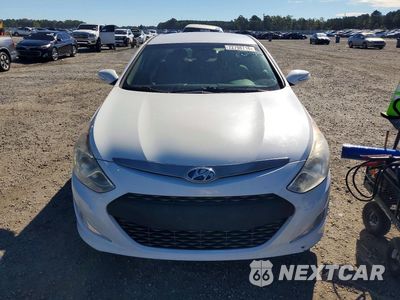 Piąte zdjęcie samochodu w środku: 2013 HYUNDAI SONATA HYBRID VIN:KMHEC4A46DA098288 - miniatura
