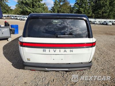 Zdjęcie 6 z 13 samochodu: 2023 RIVIAN R1S ADVENTURE VIN:7PDSGABA1PN017640 - miniatura