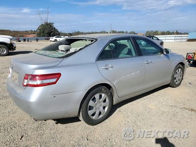 Trzecie zdjęcie samochodu z tyłu: 2011 TOYOTA CAMRY LE VIN:4T4BF3EKXBR138919 - miniatura