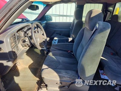 Zdjęcie 7 z 12 samochodu: 2004 CHEVROLET SILVERADO K1500 VIN:1GCEK19T34E282615 - miniatura