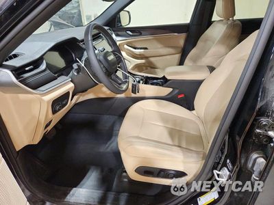 Zdjęcie 7 z 13 samochodu: 2023 JEEP GRAND CHEROKEE LIMITED VIN:1C4RJHBG8PC612307 - miniatura
