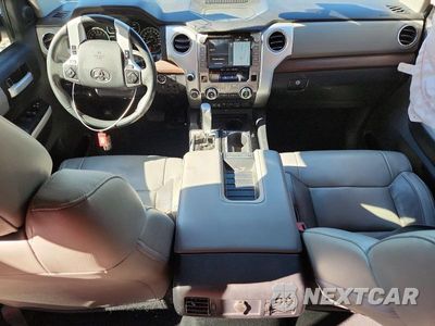 Zdjęcie 8 z 12 samochodu: 2020 TOYOTA TUNDRA CREWMAX LIMITED VIN:5TFHY5F11LX919607 - miniatura