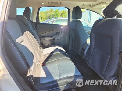 Zdjęcie 11 z 13 samochodu: 2017 FORD ESCAPE SE VIN:1FMCU9GDXHUE42217 - miniatura