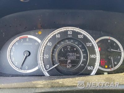 Zdjęcie 9 z 12 samochodu: 2016 HONDA ACCORD LX VIN:1HGCR2F35GA222166 - miniatura