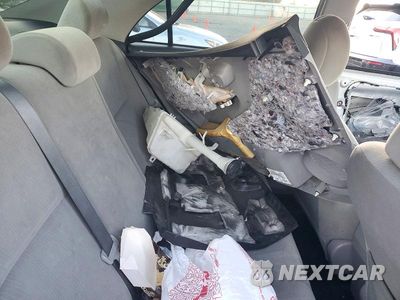 Zdjęcie 12 z 13 samochodu: 2013 TOYOTA COROLLA LE VIN:2T1BU4EE6DC968222 - miniatura