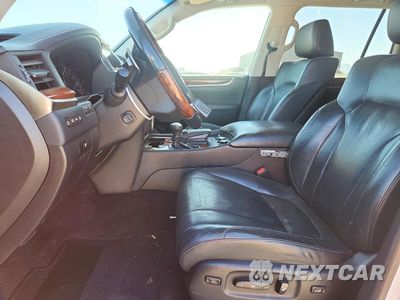 Zdjęcie 7 z 13 samochodu: 2016 LEXUS LX 570 VIN:JTJHY7AX3G4193759 - miniatura