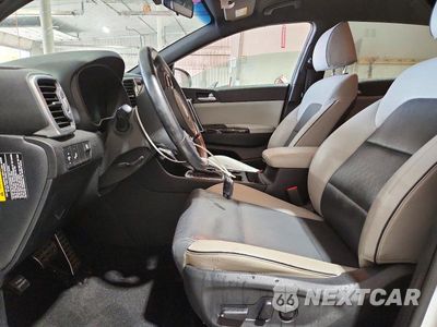 Zdjęcie 7 z 13 samochodu: 2018 KIA SPORTAGE EX VIN:KNDPNCAC6J7442946 - miniatura