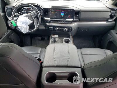 Zdjęcie 8 z 12 samochodu: 2024 GMC SIERRA K1500 SLT VIN:1GTUUDED1RZ182907 - miniatura