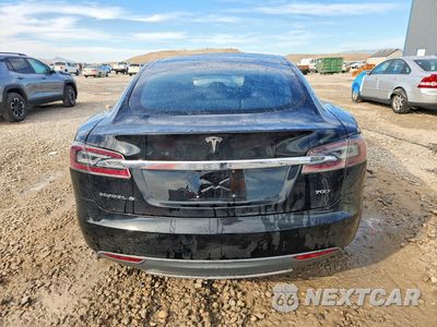 Zdjęcie 6 z 13 samochodu: 2015 TESLA MODEL S 70D VIN:5YJSA1S26FF093790 - miniatura