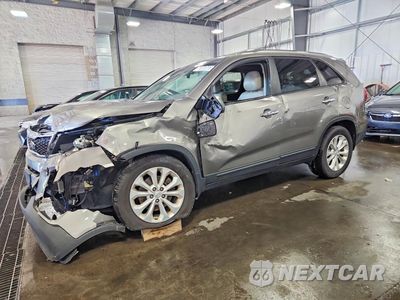 2014 KIA SORENTO EX 5XYKU4A75EG490680 - główne zdjęcie licytacji z USA - miniatura