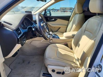 Zdjęcie 7 z 13 samochodu: 2019 AUDI Q7 PREMIUM VIN:WA1AAAF7XKD040846 - miniatura