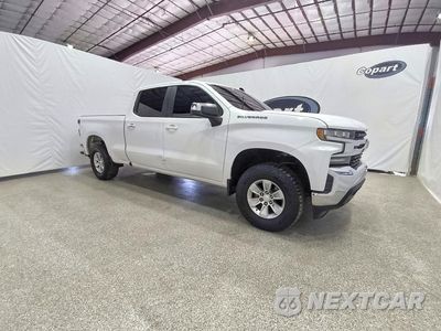 Czwarte zdjęcie samochodu z boku: 2021 CHEVROLET SILVERADO C1500 LT VIN:3GCPWCED3MG420184 - miniatura