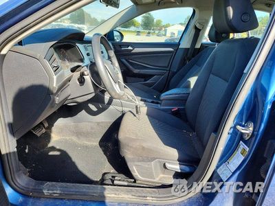 Zdjęcie 7 z 12 samochodu: 2019 VOLKSWAGEN JETTA S VIN:3VWC57BU8KM228624 - miniatura