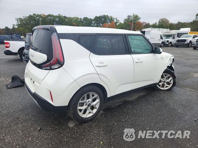 Trzecie zdjęcie samochodu z tyłu: 2025 KIA SOUL LX VIN:KNDJ23AU6S7962363 - miniatura