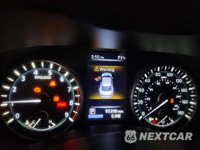Zdjęcie 9 z 12 samochodu: 2018 INFINITI Q50 3.0T LUXE VIN:JN1EV7AR6JM437026 - miniatura