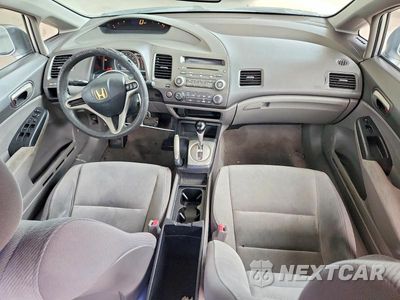 Zdjęcie 8 z 12 samochodu: 2011 HONDA CIVIC LX VIN:19XFA1F53BE032452 - miniatura