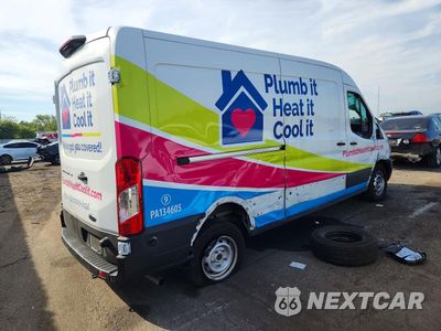 Trzecie zdjęcie samochodu z tyłu: 2024 FORD TRANSIT T-250 VIN:1FTBR1C81RKB33583 - miniatura